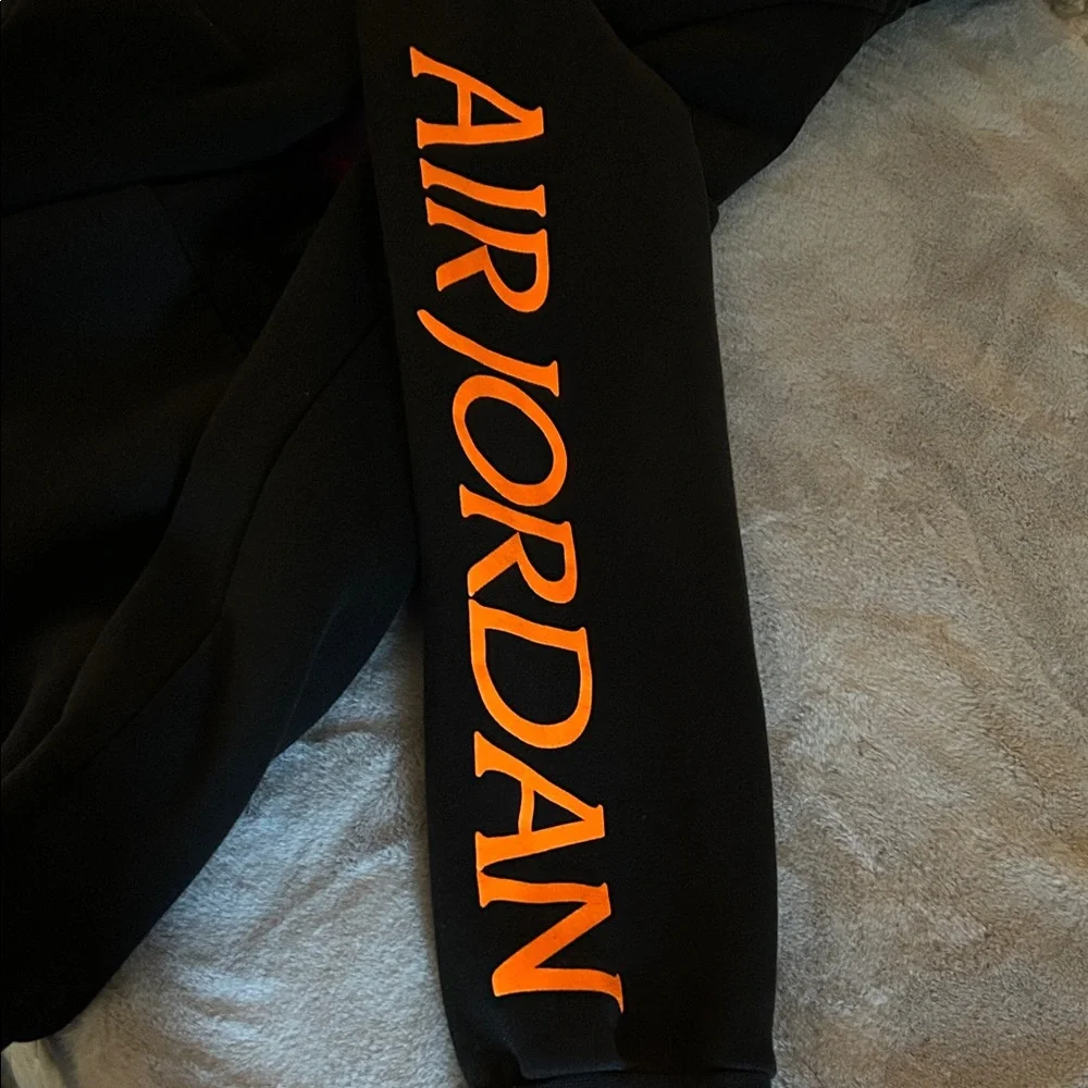 Nike Black Hoodie - Picture 10 of 11